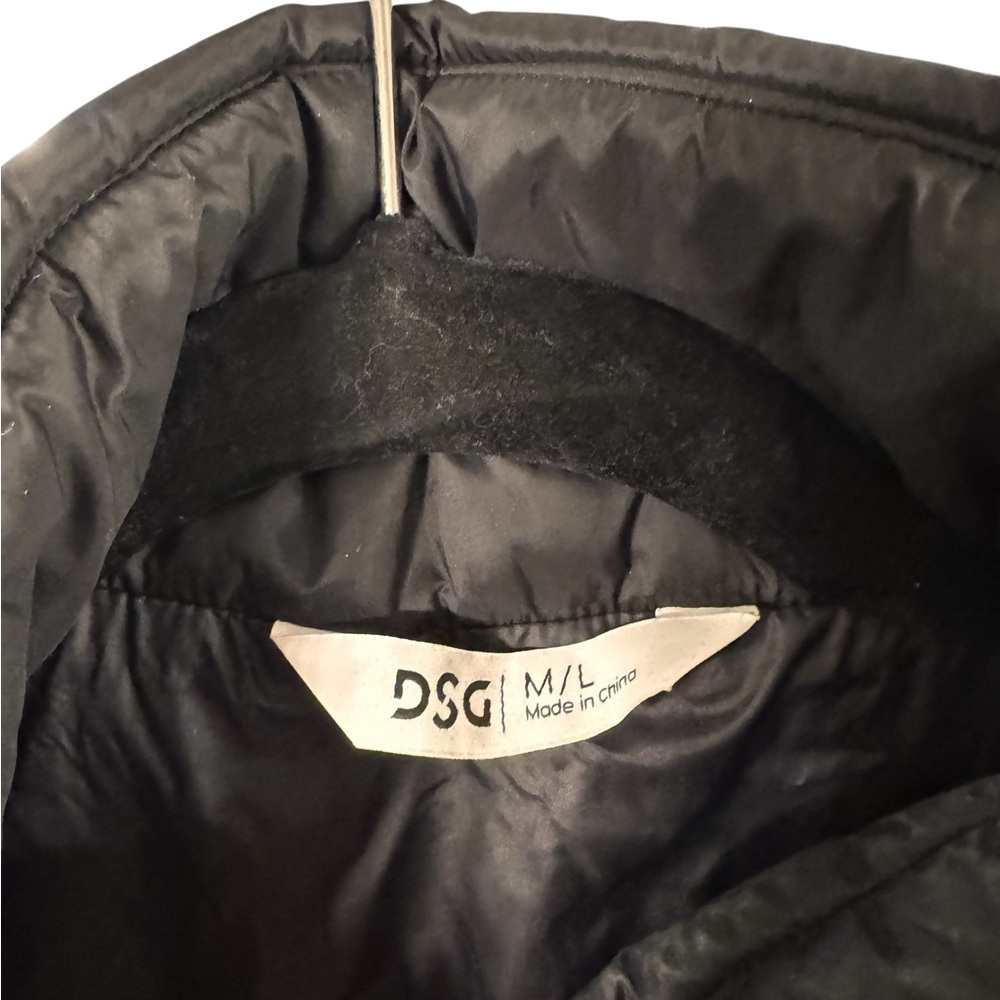 DSG Black‎ Quilted Puffer Vest with Stand-Up Collar - Picture 2 of 4